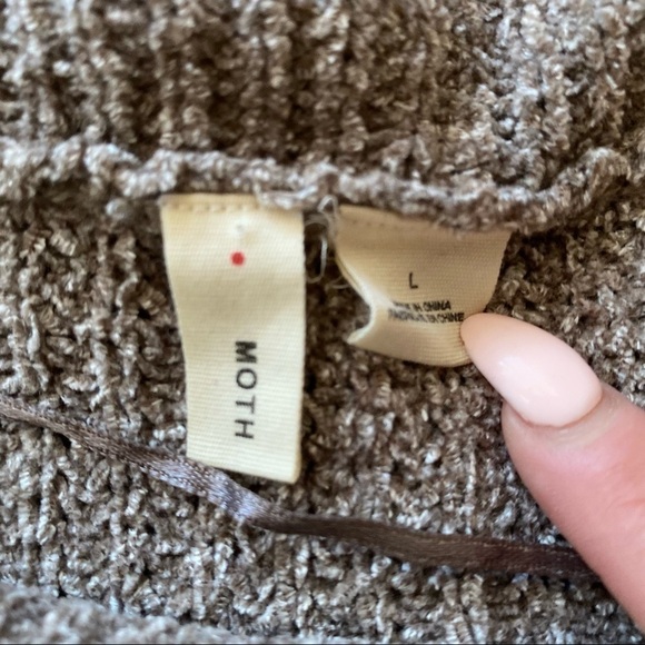 Anthropologie MOTH Off The Shoulder Chenille Sweater - Picture 7 of 8
